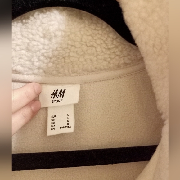 H&M Teddy gilet - Picture 3 of 6